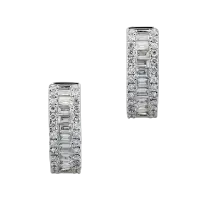 Cercei din aur alb cu diamante baguette si rotunde de 0.68ct