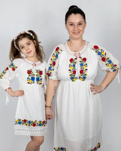 Rochie Traditionala Luminita 6