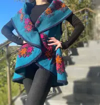Vesta din lana cu broderoe Anisoara 14