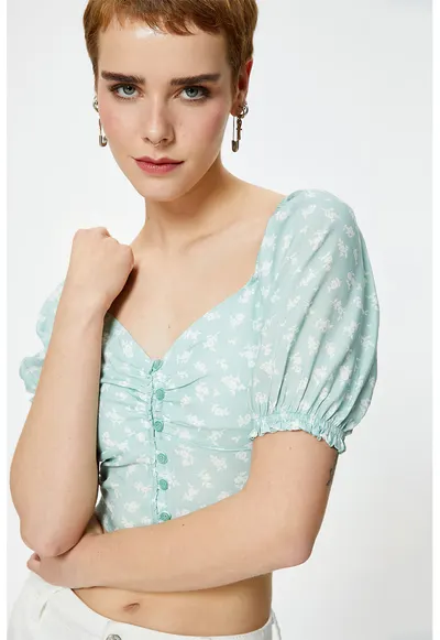 Bluza crop cu model floral - Albastru glaciar