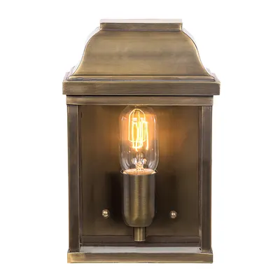 Aplica Victoria 1 Light Wall Lantern – Brass