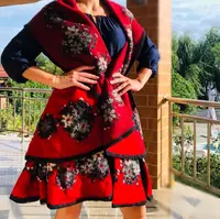 Costum din lana Anisoara