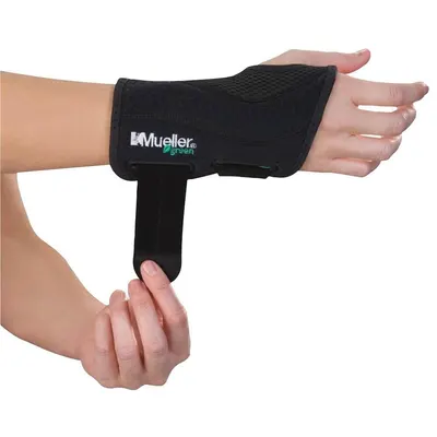 Mueller Fitted Wrist Brace stabilizator pentru încheietura mâinii drepte