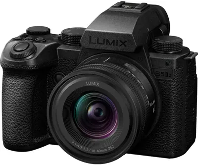 Cameră foto Panasonic - Lumix S5IIX DC-S5M2XN + Obectiv Lumix S 18-40mm f/4.5-6.3