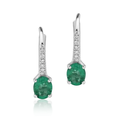 Cercei din aur alb cu smaralde ovale de 0.52ct si diamante de 0.06ct