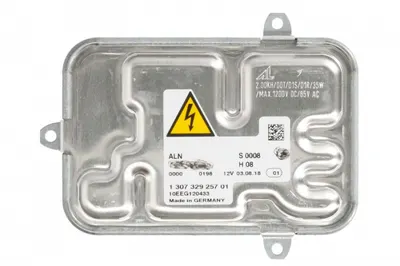 Unitate control instalatie xenon SKODA YETI; VW PASSAT CC, TOURAN dupa 2003