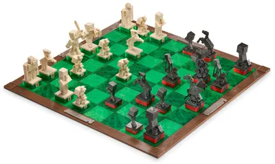 Şah Noble Collection - Minecraft: Overworld Heroes vs. Hostile Mobs Chess Set