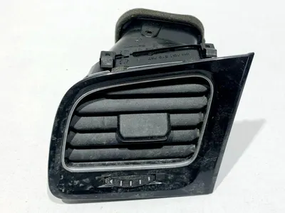 Grila ventilatie stanga fata 5G1819247B Volkswagen Golf 7 facelift (2017-2020)