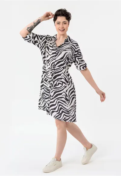 Rochie midi din viscoza cu model animal - cu guler - maneci scurti - nasturi - regular fit - G-Livium - Maro