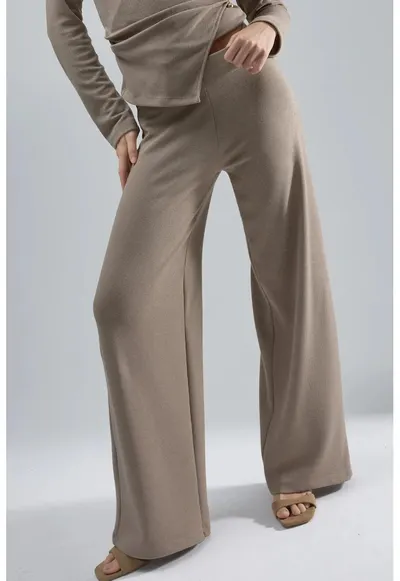 Pantaloni dama croi drept - maro - textil