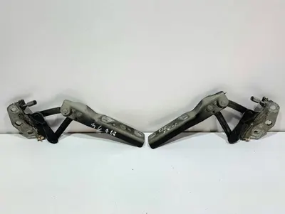 Set balamale capota fata (st si dr) culoare negru - lc9x 3C0823301D Volkswagen Passat B6 3C (2005-2010)