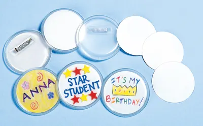Broșă personalizabilă (ecuson), 6.4 cm