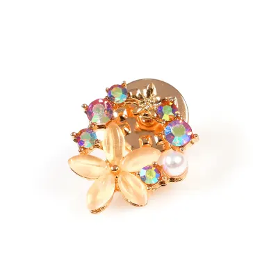 Brosa martisor coronita cu floare galbena