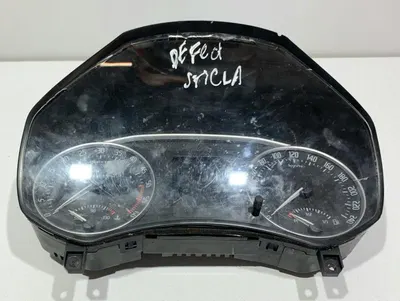 Ceasuri bord europa (defect sticla) 1Z0920843M Skoda Octavia 2 facelift (2008-2013) 1.6 tdi CAYC