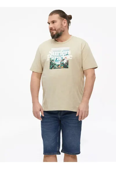 Big Sizes Tricou barbati big sizes cu imprimeu foto si decolteu la baza gatului - Crem