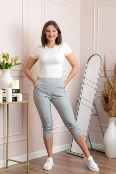 Pantaloni dama 3 4 Jenny gri cu talie elastica si fermoare decorative