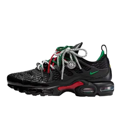 Air Max Plus Homecoming Black