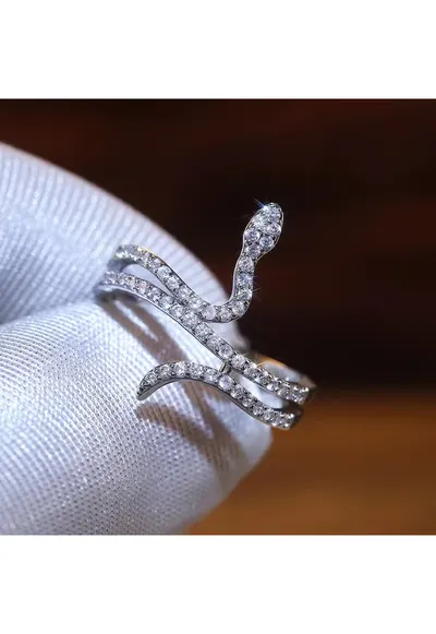 Inel argintiu - forma de sarpe - cu pietre din zirconiu - Sigga C21 - 8 (circumferinta: 57 mm)