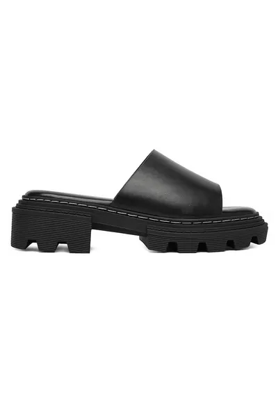 Papuci piele ecologică - Negru
