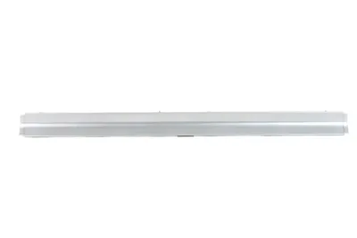 Ornament bara Spate potrivit MERCEDES C-KLASA W206 dupa 2021 - (Mijloc; crom; AMG)