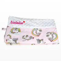 Paturica personalizata – Unicornul Fermecat si Minky Alb