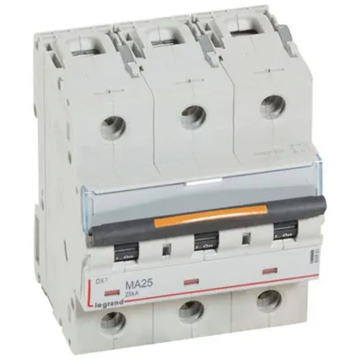 Disjunctor DX³ MA-3P-400V~-25A-25kA-magnetic simplu - 4,5M