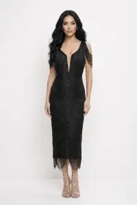 Rochie midi mulată pe corp prevăzută cu franjuri