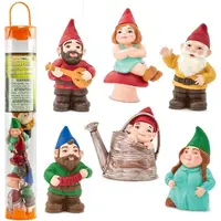 Tub 6 figurine Familia Piticilor