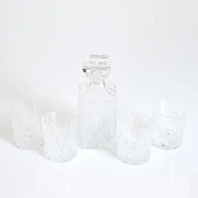Set whisky 5 piese din sticla gravata, carafa 1000 ml si 4 pahare 340 ml
