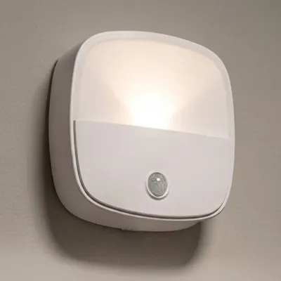 Lampă LED de noapte, cu senzor de mișcare, culoare alb, 8x7.5 cm