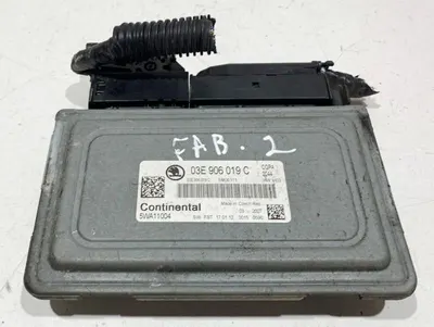 Calculator motor ecu 03E906019C Skoda Fabia 2 facelift (2010-2014) 1.2 benzina CGPA