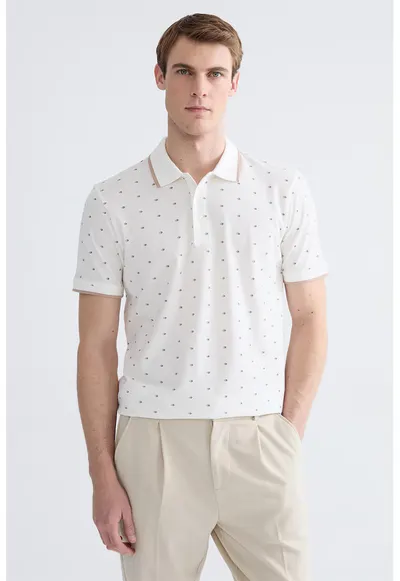 Tricou polo cu model cu buline - Crem