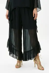 pantaloni dama eleganti din matase si vascoza cu volan la baza si dublura scurta, negri