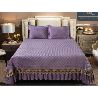 Cuvertura pat dublu, 3 piese, Catifea Matlasata cu Broderie Aurie, 250x270cm, Jojo Home, Mov