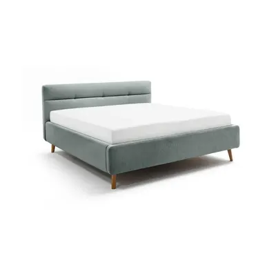 Pat matrimonial albastru deschis tapițat cu spațiu de depozitare cu somieră 180x200 cm Lotte – Meise Möbel