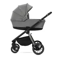 Carucior 3 in 1 pentru copii Lorelli Bianca Grey, prevazut cu sistem anti-reflux, cadru din aluminiu, suspensii, parte sport reversibila, bara de protectie detasabila, geanta, greutate admisa 22 kg