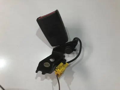 Pretensioner centura de siguranta stanga spate a2048600969 Mercedes E-Class (2009->) [C207]