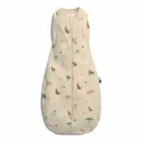 Sistem de infasat si sac de dormit, ErgoPouch, 2 in 1, 6-12 luni, 8-10 kg, TOG 0.2, Bumbac organic, Fermoar bidirectional, Transformabil, Lavabil la masina, Certificat non-toxic, Premiat in Australia, Bej/Savana