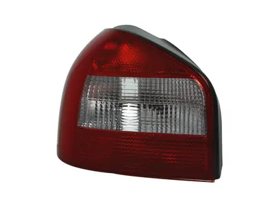 Stop tripla lampa spate stanga potrivit AUDI A3 HATCHBACK 1996-1999 - (Semnalizator alb, culoare sticla: rosu)