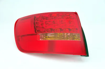 Stop tripla lampa spate stanga ( exterior ) AUDI A6 COMBI 2004-2008