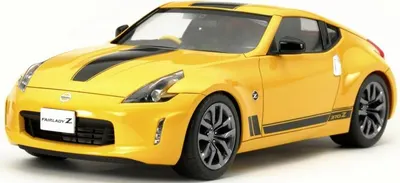 Model de asamblat TAMIYA Modern: Mașini - Nissan 370Z Heritage Edition