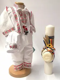 Set Costum National pentru baieti Raul 5: lumanare si costumas