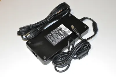 Alimentator pt.: LAPTOP DELL; model: GA240PE-00; 19.5V; 11800mAh; 240W; "0FWCRC"; REF