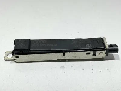 Amplificator antena 8U0035225C Audi Q3 facelift (2014-2018)