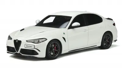 Model de colecție OTTOMobile Modern: mașini - ALFA ROMEO GIULIA QUADRIFOGLIO BLANC (2019)