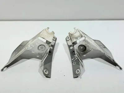 Set suporti aripa fata (st si dr) 4G8821135D Audi A7 (2010-2018) [4g]
