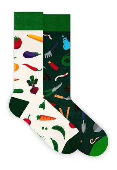 Sosete colorate cu legume Veggie Garden - Alb/Verde