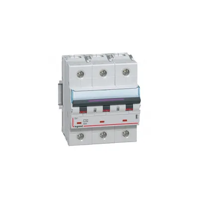 Siguranta automata - 50 kA - 3P 400 V~ - 32 A - C curba
