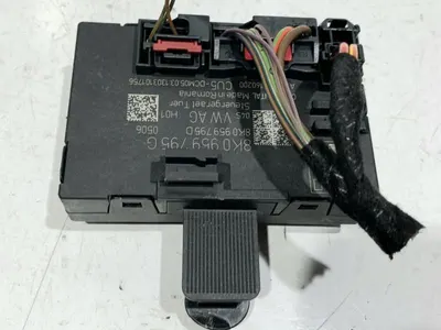 Modul usa stanga / dreapta spate 8K0959795G Audi A4 facelift (2011-2015) [B8.5]