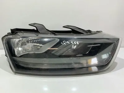 Far dreapta 8U0941004G Audi Q3 (2011-2017) [8U]
